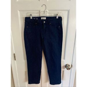 Sonoma dark wash capris with subtle print size 8